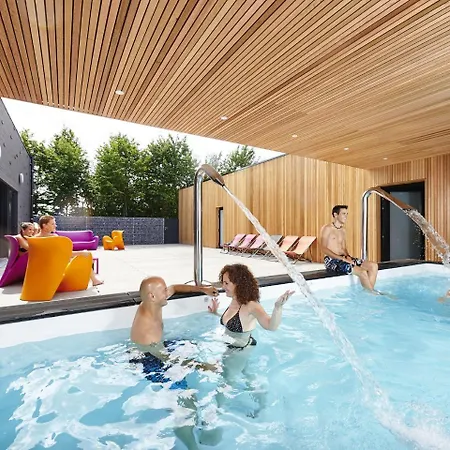 Domaine Golden Lakes Village 2